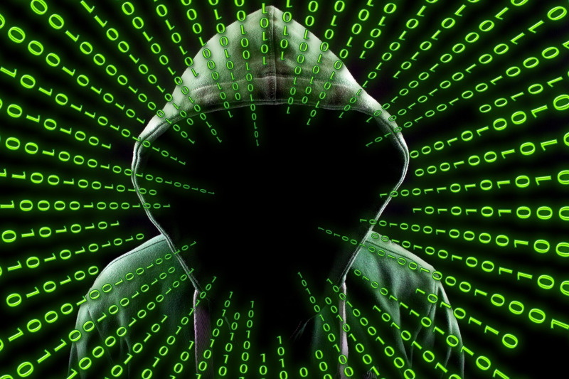 hacker_Gerd-Altmann_pixabay-com.jpg