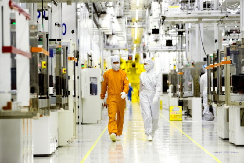 Semiconductor1.jpg