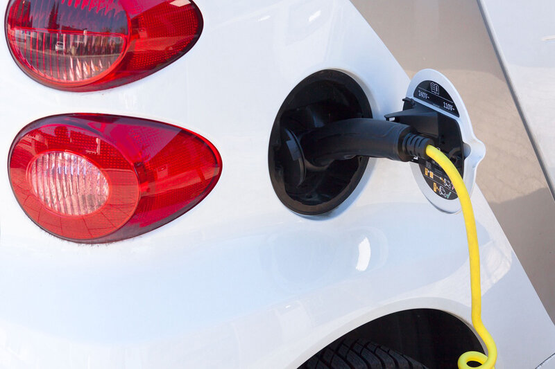 electric-car-734574_1280.jpg