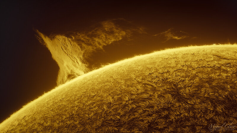 astrofotograf-zapechatlel-unikalniy-plazmenniy-vihr-na-solntse-v-10-raz-previshayushchiy-razmeri-zemli-main.jpg