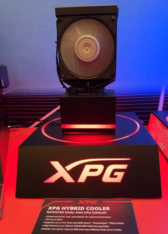 xpg-hybrid-cooler-2.jpg