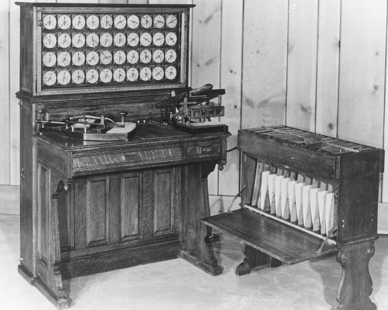 3-punch-card-tabulators.jpg