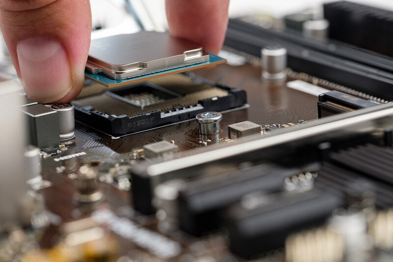 electronics_01.jpg