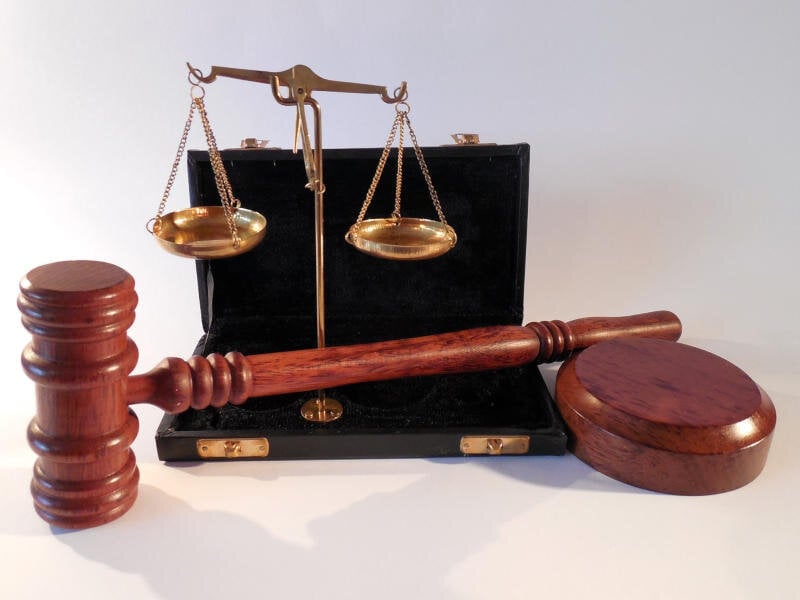 justice_succo_pixabay-com.jpg