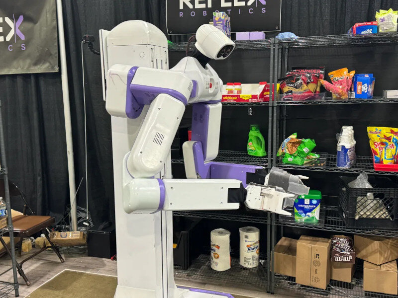 reflex-robotics-pokazala-budushchee-logistiki-na-vistavke-modex-rotot-2.jpg