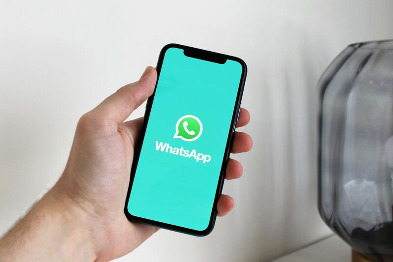 whatsapp-pexels-com.jpg