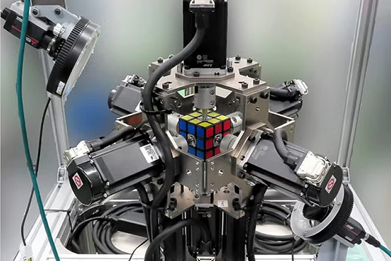 robot-cube-rubik.jpg