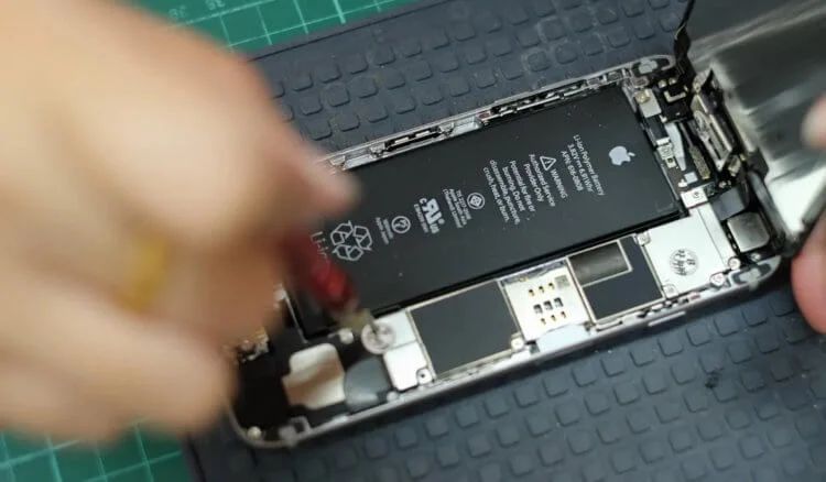 iphone_battery_fast_replacement-750x438.webp