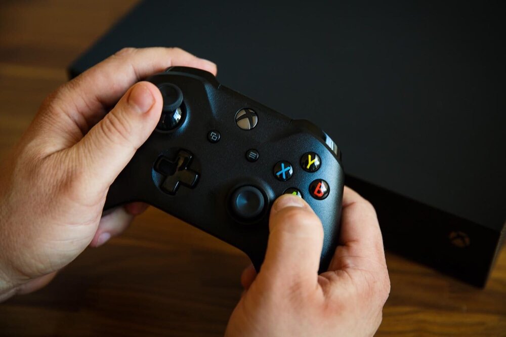 Microsoft-Xbox-One-Razer-22-1.jpg