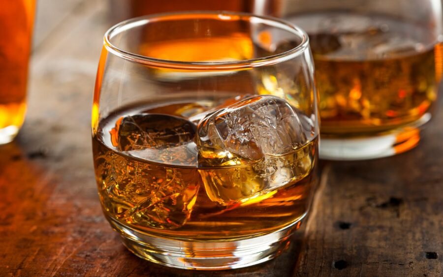 bourbon-900x563.jpg