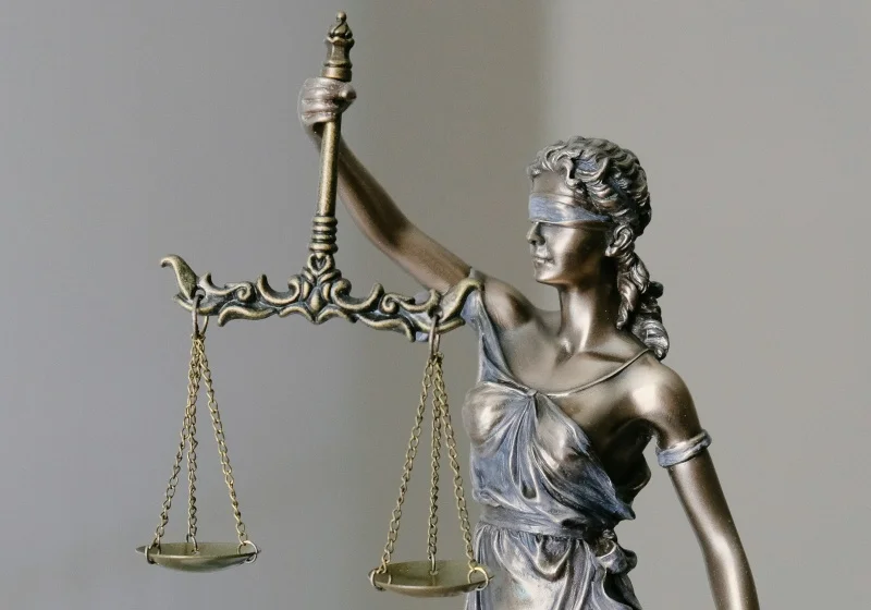 law-statue-unsplash.webp