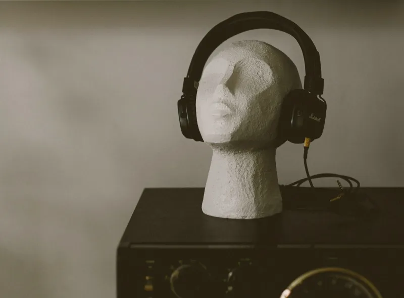 ai-music-0-unsplash.webp