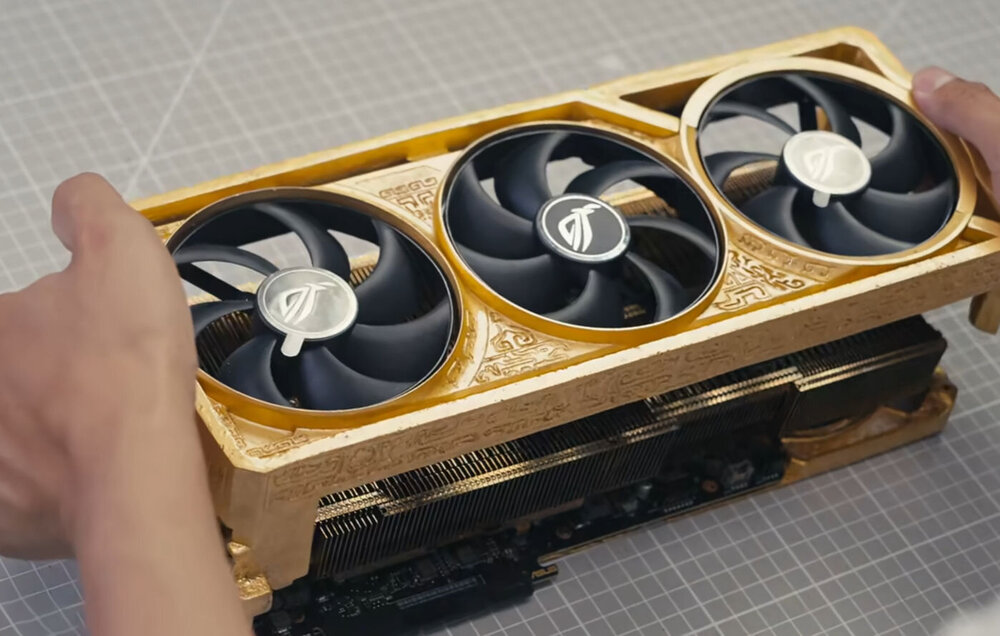 ASUS-RTX5090-REAL-GOLD-HERO-1_large.jpg