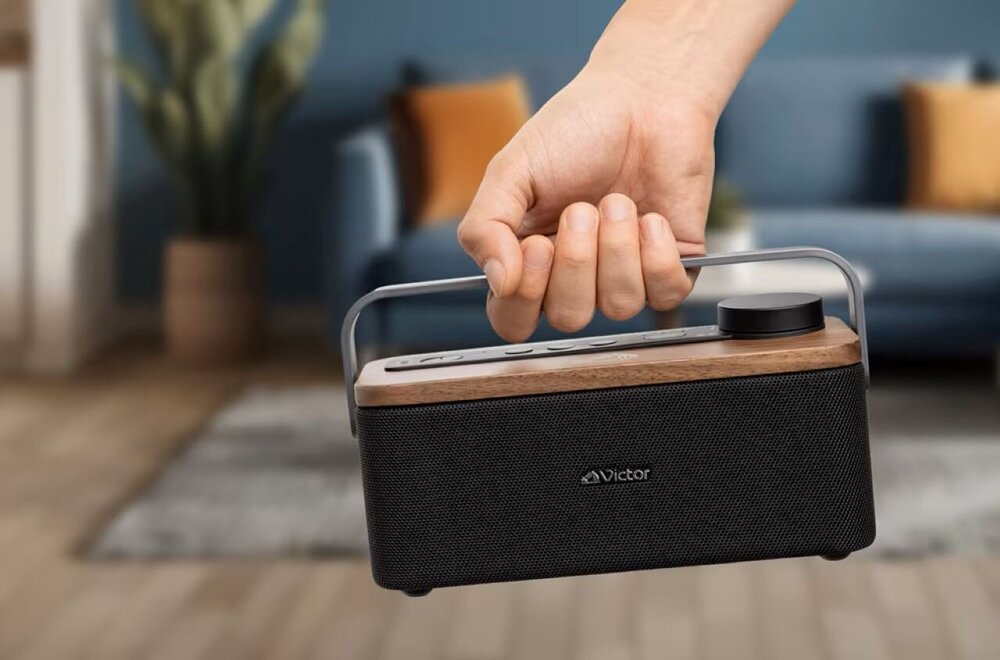 JVC-Kenwood-launches-SP-WS10BT-portable-wireless-TV-speaker-designed-for-the-hard-of-hearing.jpg