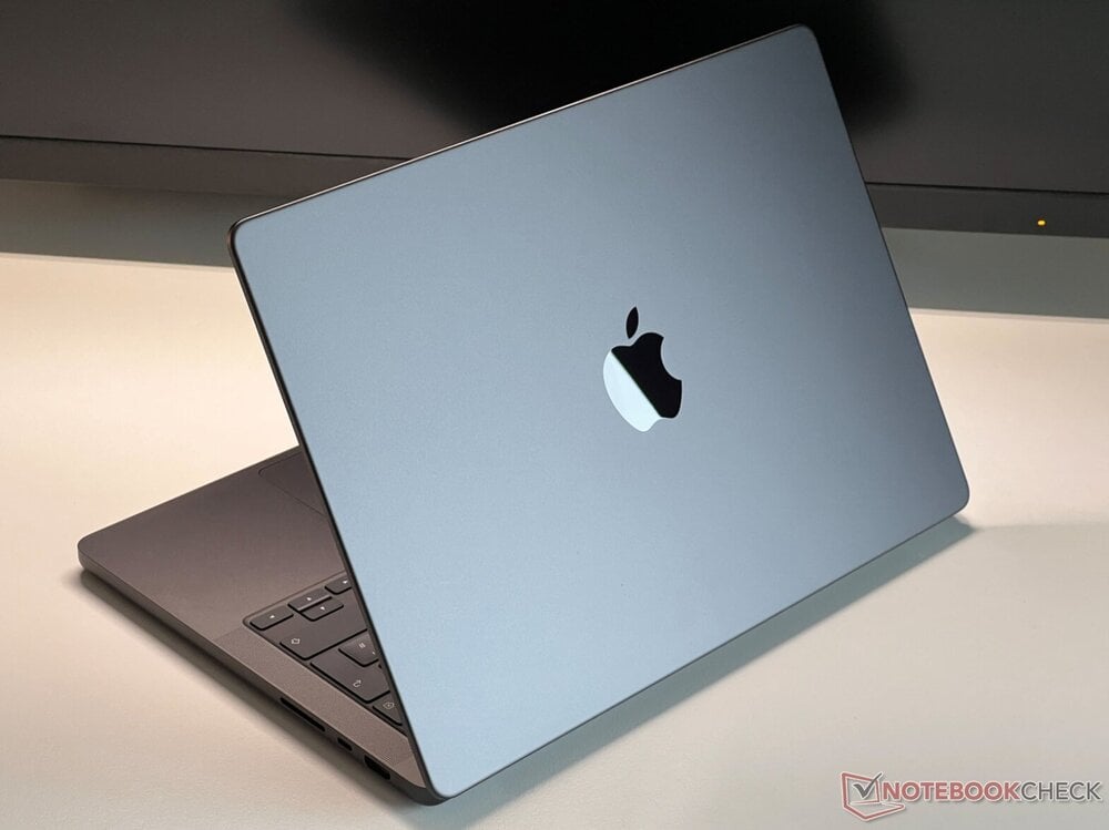 Macbook-pro-october-refresh-rumours-kv.jpg