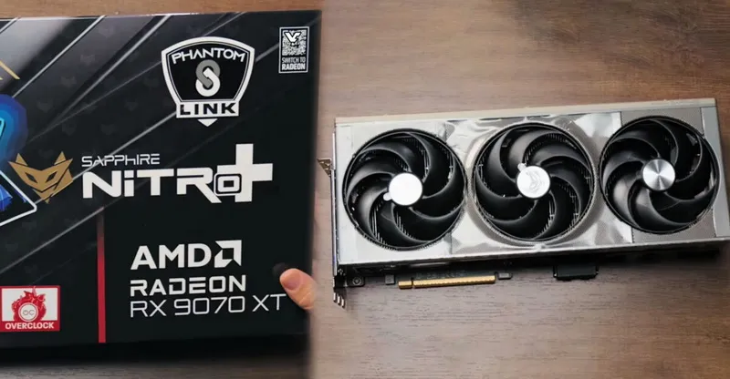 SAPPHIRE-NITRO-PHANTOM-LINK-RX9070.webp
